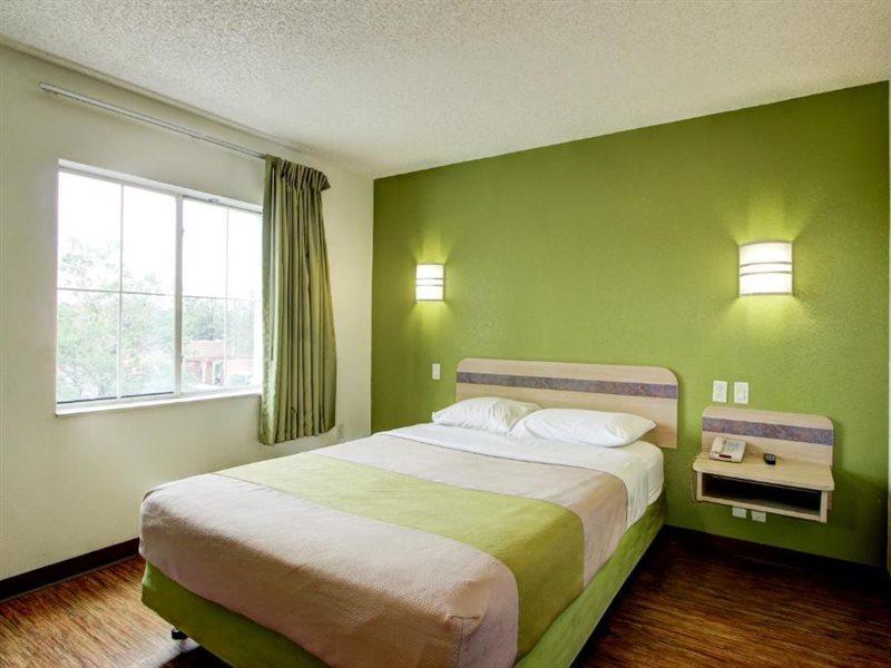 Park Inn By Radisson, Aurora Εξωτερικό φωτογραφία