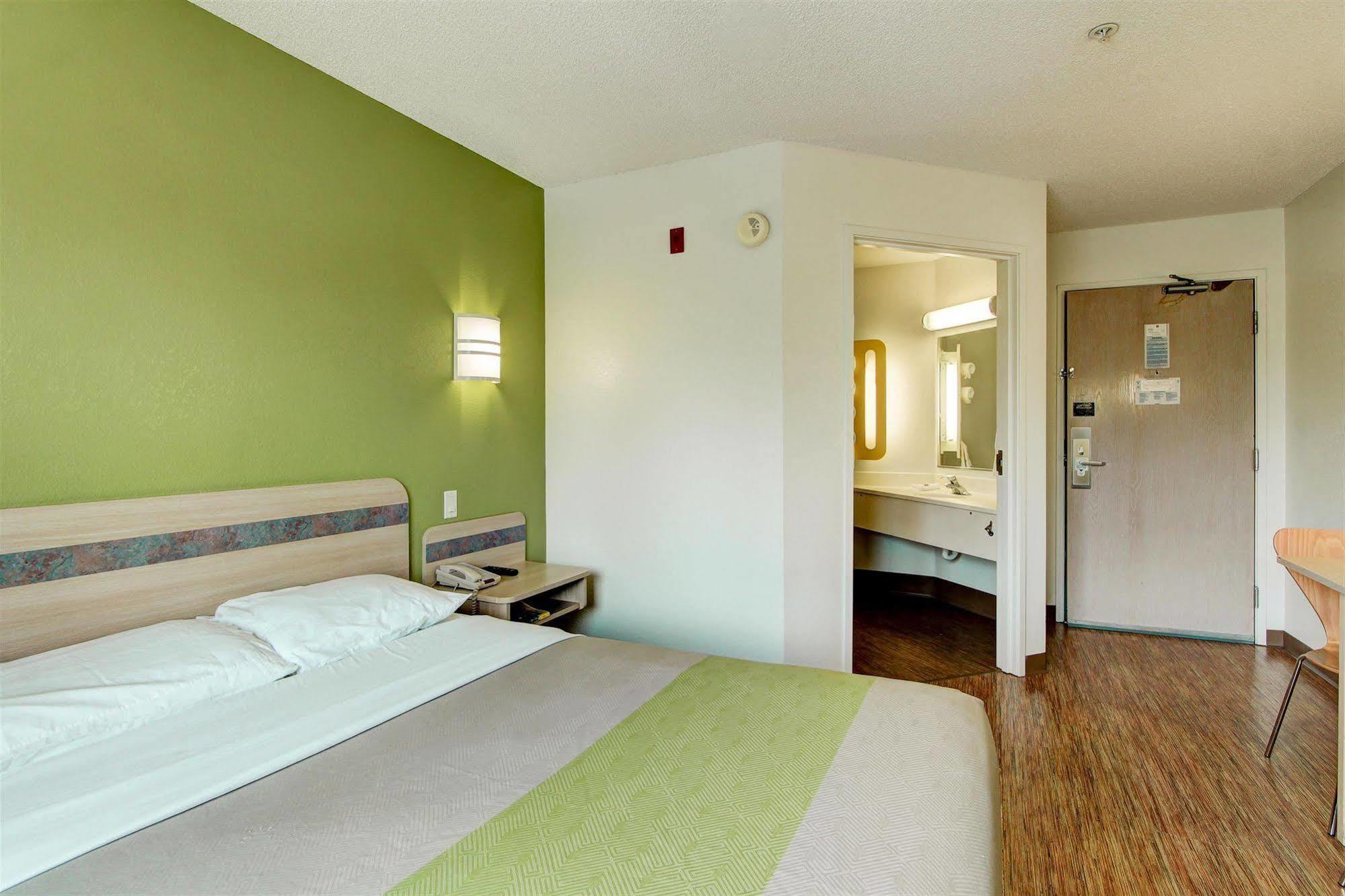Park Inn By Radisson, Aurora Εξωτερικό φωτογραφία